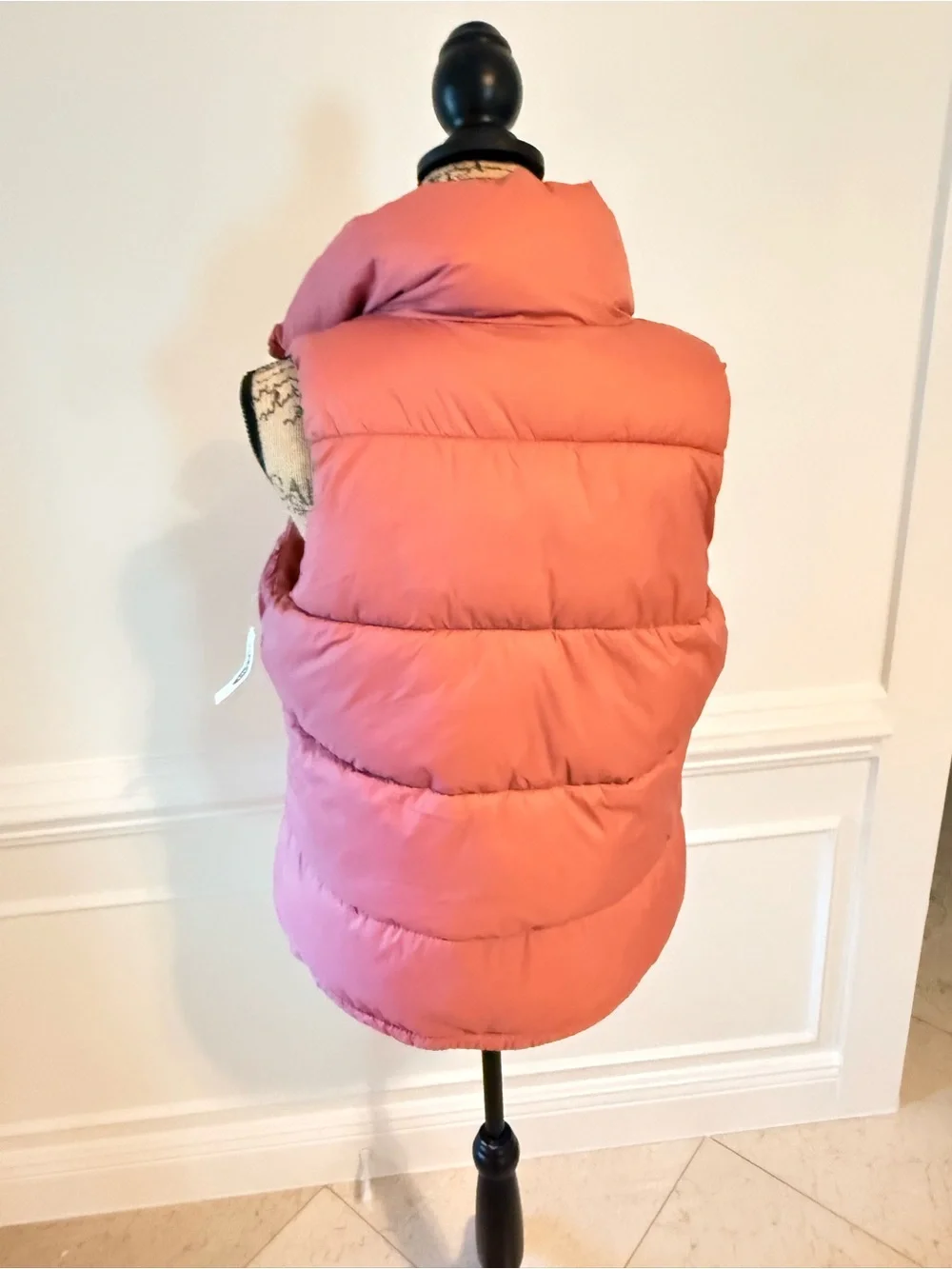 NWT Old Navy Girls Coral Puffer Vest - Quilted Sleeveless Jacket